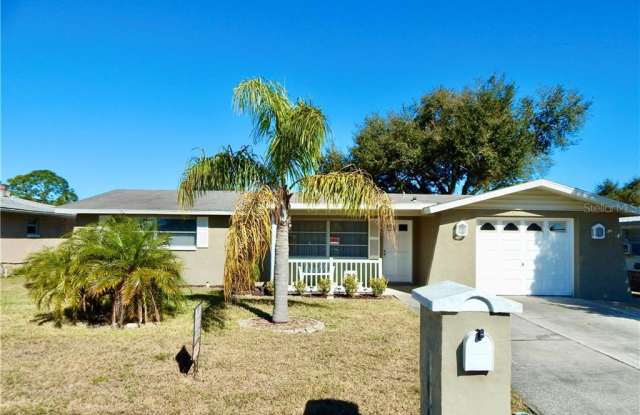5601 FESTIVO DRIVE - 5601 Festivo Drive, Elfers, FL 34690