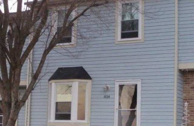 EDGEWOOD - WOODBRIDGE CENTER TOWNHOUSE photos photos