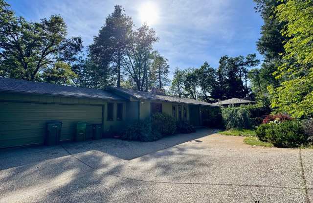 4-bed 3-bath home in Nevada City! photos photos