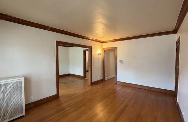 5304 W Potomac Avenue Gallery 2