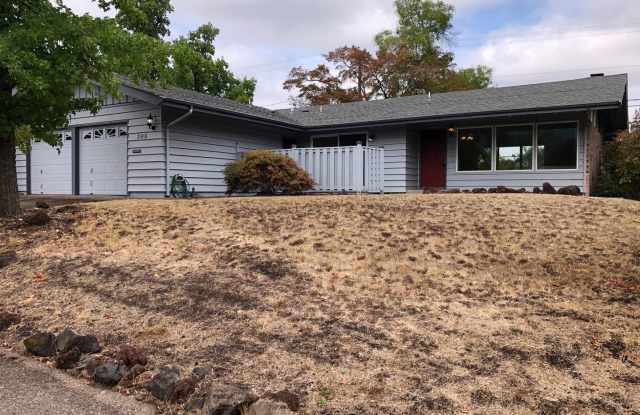 Updated 3 bedroom 1 1/2 bath home in a great neighborhood! photos photos