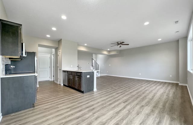 Pine Valley Townhomes Gallery 3