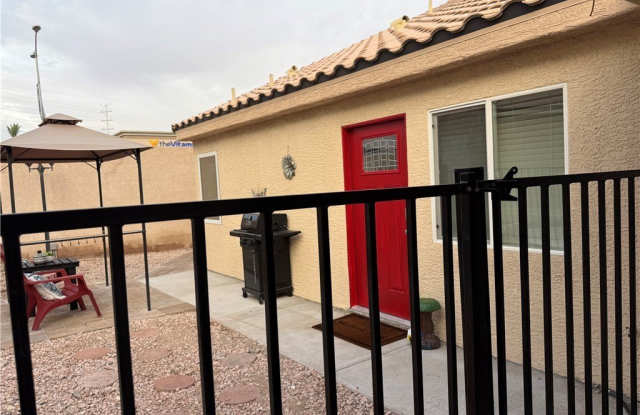 2749 Canarsy Court Gallery 1