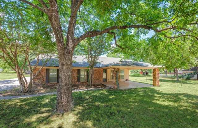 504 Shelton Drive - 504 Shelton Drive, Colleyville, TX 76034