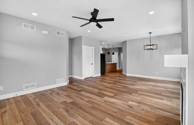 2911 Radish Lane Gallery 3
