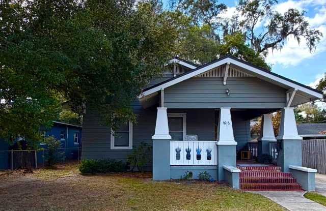 Lake Formosa Historic Bungalow - 1616 Ferris Ave - FOR RENT photos photos