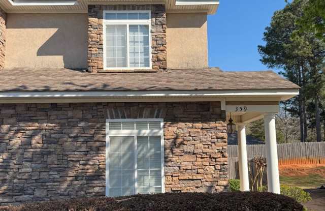 Cuter 3 Bedroom, 3.5 Half Bath Twin Home in Ross Park photos photos