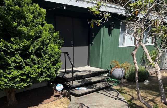 View Home in North Beach, 5-Bedroom, 3-Bath Gallery 4