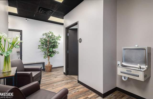 260 E Auburn Gallery 4
