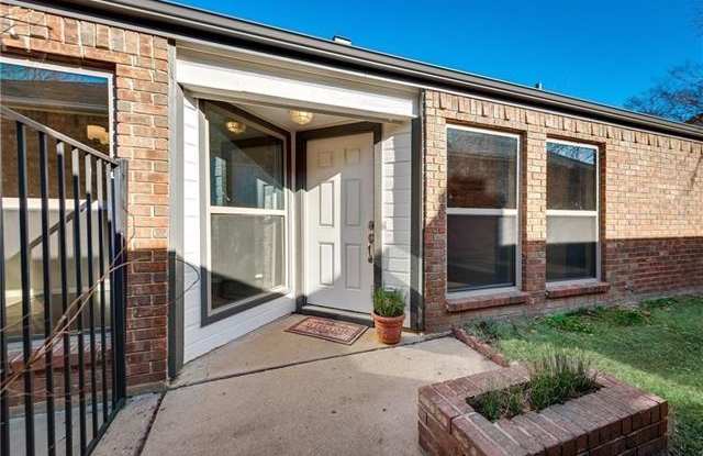 2039 Mallard Drive Gallery 4