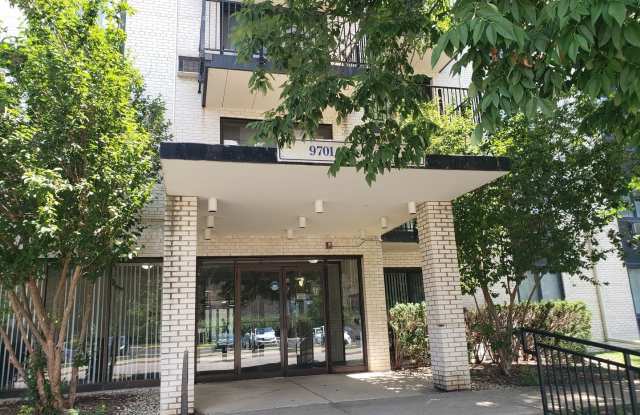 9701 N Dee Road photos photos