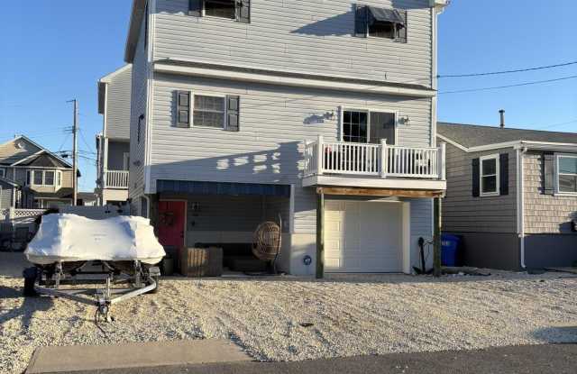 304 6th Avenue unit: Weekly photos photos