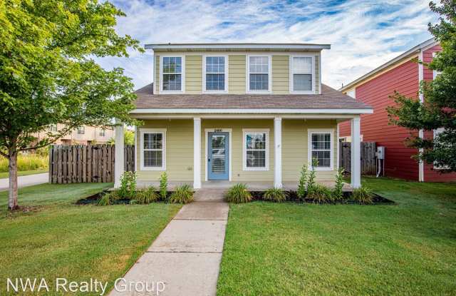 2406 SW Juniper - 2406 Southwest Juniper Avenue, Bentonville, AR 72713