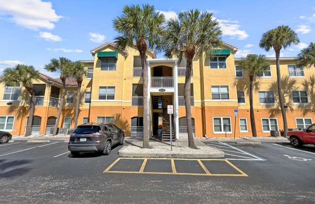 Amazing Furnished or Unfurnished 2-Bedroom Condo in Seminole – less than 2 miles from the Beach! photos photos