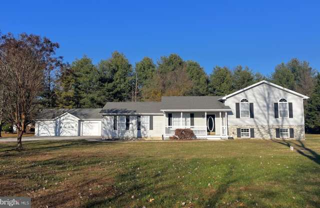 205 CEDAR BEACH Drive photos photos