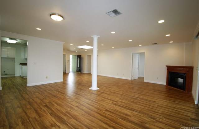 22742 Criswell Street Gallery 3