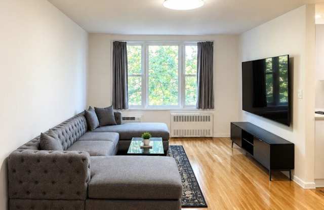 5775 Mosholu Avenue Gallery 1