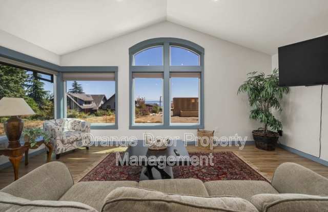 7009 Stanich Avenue photos photos