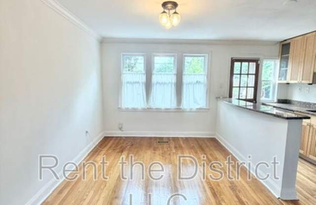 1910 D Street NE Gallery 3