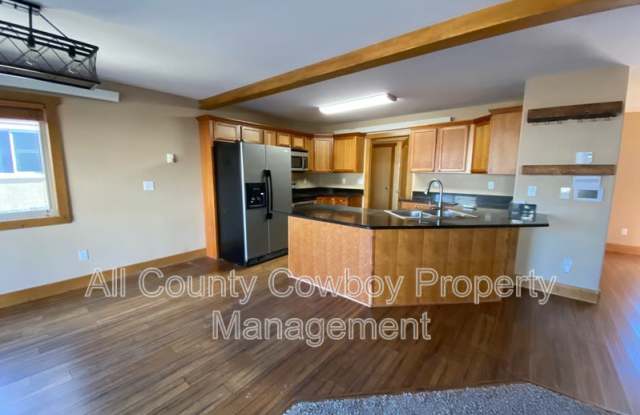 4123 Moraine St photos photos