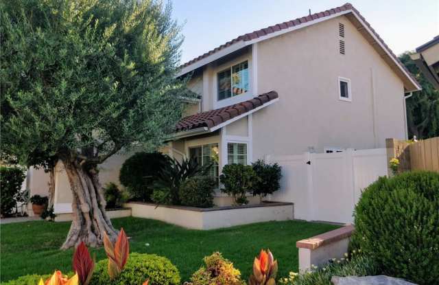 12 Glorieta E - 12 Glorieta East, Irvine, CA 92620