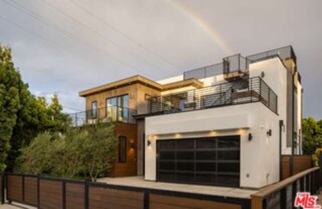 1390 Morningside Way Gallery 1