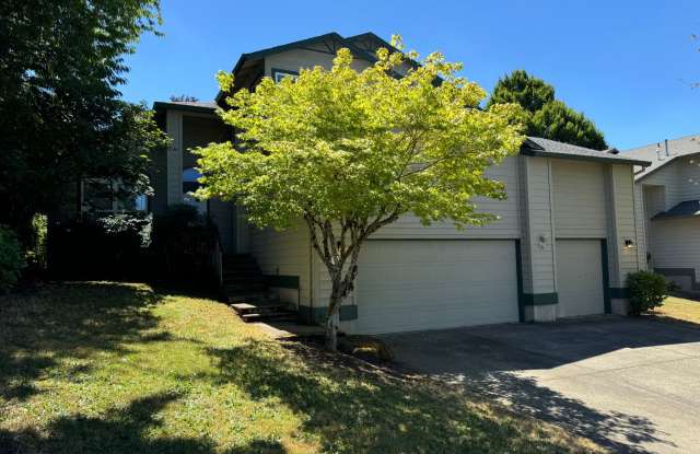 12950 SW Mayview Way ~ Wonderful 2-Story Home Gallery 3