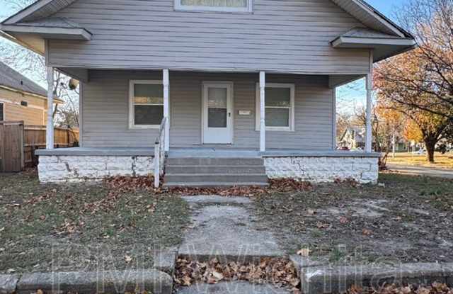 257 N Poplar Ave - 257 North Poplar Avenue, Wichita, KS 67214