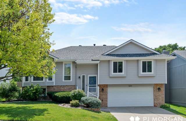 16911 N Circle - Coming Soon photos photos 16911 N Circle - Coming Soon photos photos