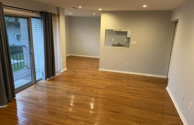 5424 85TH Gallery 1