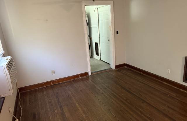 1605 Franklin Ave Gallery 2