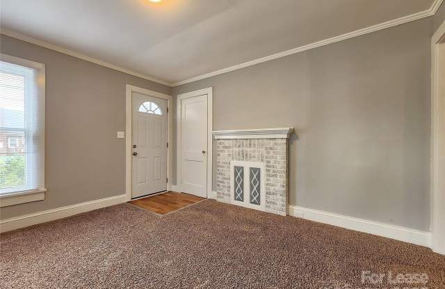 816 S Ridge Avenue unit: A Gallery 3