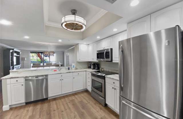 1445 GULF OF MEXICO Drive Gallery 3