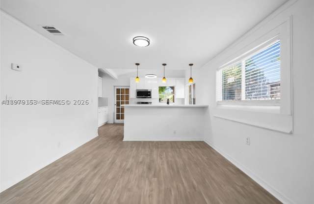 1640 Funston St Gallery 2