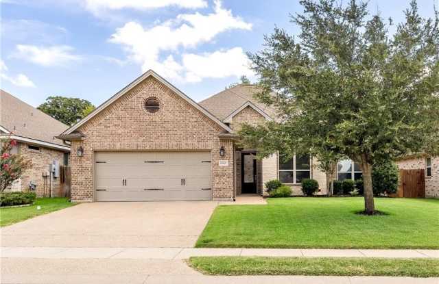 15621 Long Creek LN - 15621 Long Creek Lane, College Station, TX 77845