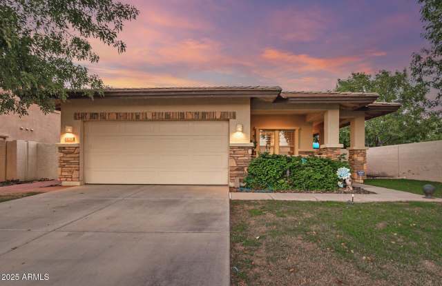4290 E COTTON Court photos photos