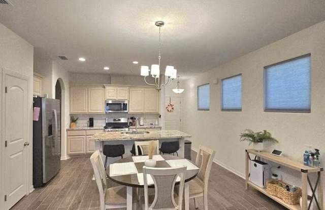 2161 GROVE LN Gallery 2