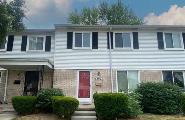 14073 IVANHOE Drive - 14073 Ivanhoe Drive, Sterling Heights, MI 48312