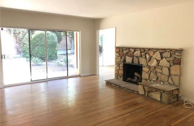 8352 Capps Avenue Gallery 2