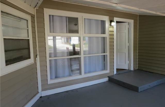 1698 Donna Lynn Drive SE Gallery 3