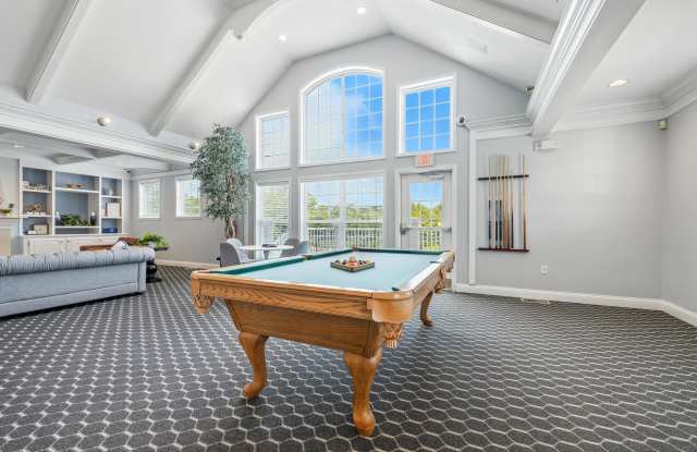 Riverchase Apartments Gallery 4