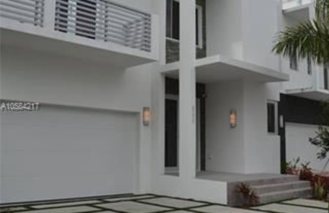 8290 NW 34th Dr  #8290 - 8290 NW 34th Dr, Miami-Dade County, FL 33122