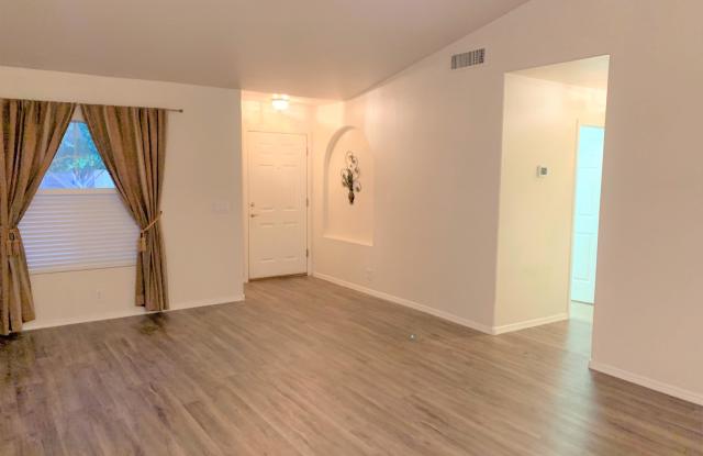974 W MORELOS Street Gallery 3