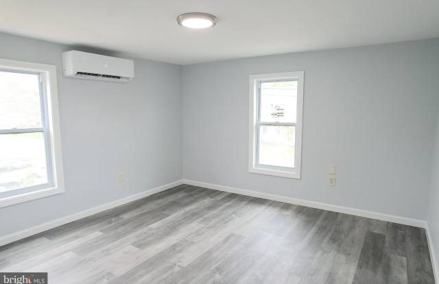 804 FAIRVIEW Avenue Gallery 4