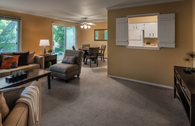 Yorktown Apartments Gallery 4