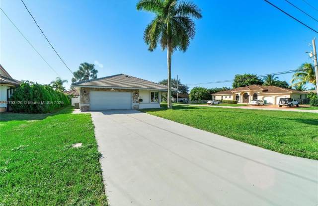 11780 NW 27th Ct photos photos