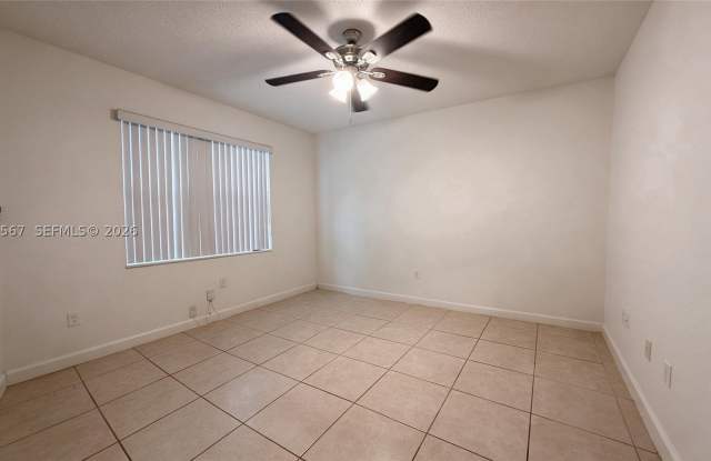 2662 SE 15th St photos photos