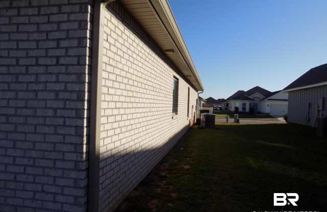 22928 Lieutenant Ave Gallery 2