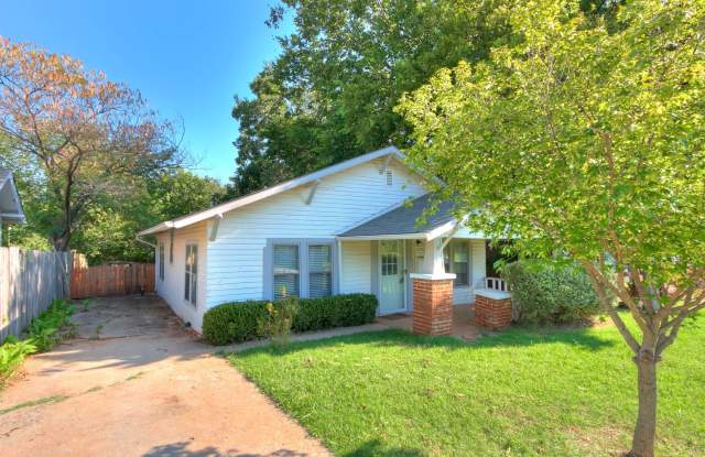 2 Bed/1 Bath in the OKC Urban Core - Refrigerator Included Gallery 4