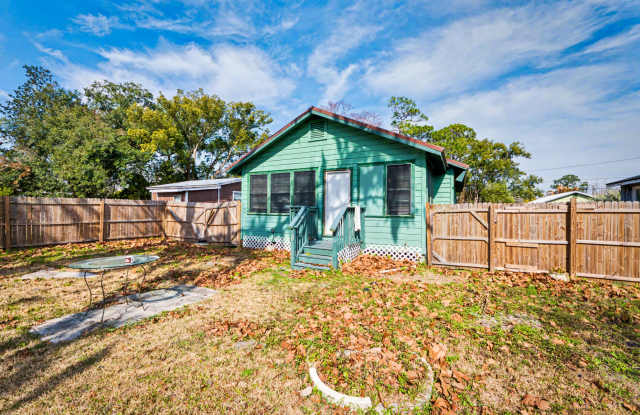 250 Vernis Ave photos photos 250 Vernis Ave photos photos